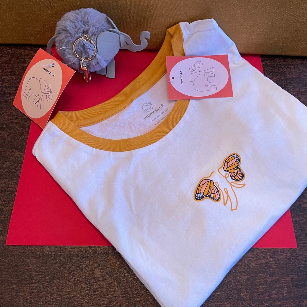 R U a cropped top kinda gal? This short tee is 4 U